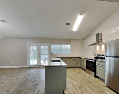 16911 Cairngale Street - Photo Thumbnail 3