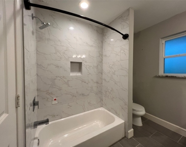 5122 Lymbar Drive - Photo Thumbnail 8