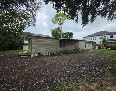 6426 W Bend Street - Photo Thumbnail 14