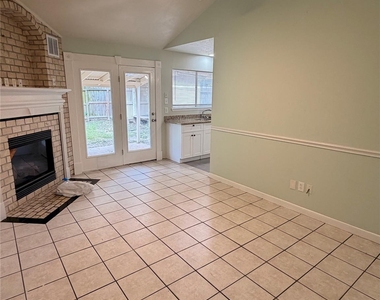 4527 Fitzwater Drive - Photo Thumbnail 5