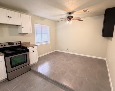 4527 Fitzwater Drive - Photo Thumbnail 2