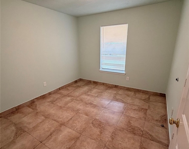 4527 Fitzwater Drive - Photo Thumbnail 10