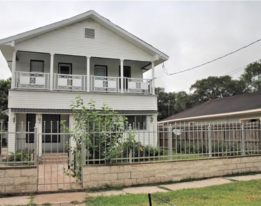 7017 Sherman Street - Photo Thumbnail 9
