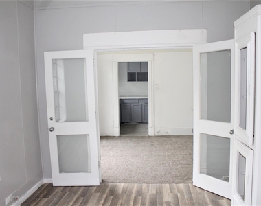 7017 Sherman Street - Photo Thumbnail 6