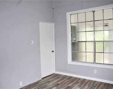 7017 Sherman Street - Photo Thumbnail 7