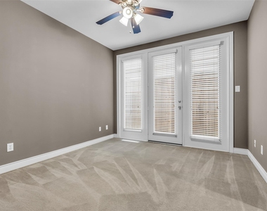 5724 Kansas Street - Photo Thumbnail 2