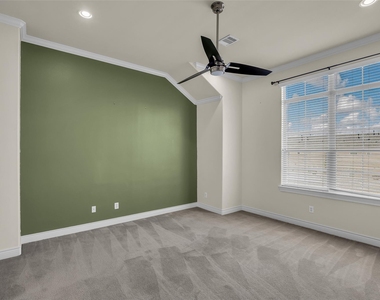 5724 Kansas Street - Photo Thumbnail 22