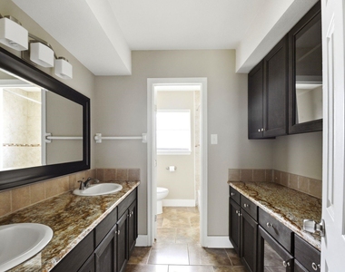 1511 Sungail Drive - Photo Thumbnail 22