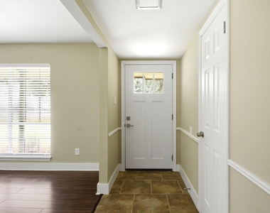 1511 Sungail Drive - Photo Thumbnail 7