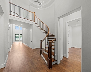 19110 Wimberly Hills Lane - Photo Thumbnail 2