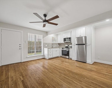 2023 Huldy Street - Photo Thumbnail 3