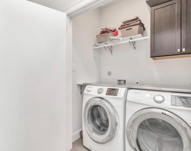 360 Eado Park Circle - Photo Thumbnail 14