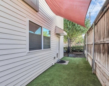 360 Eado Park Circle - Photo Thumbnail 6