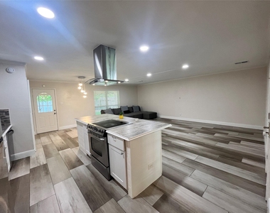 4407 Kevinkay Drive - Photo Thumbnail 4
