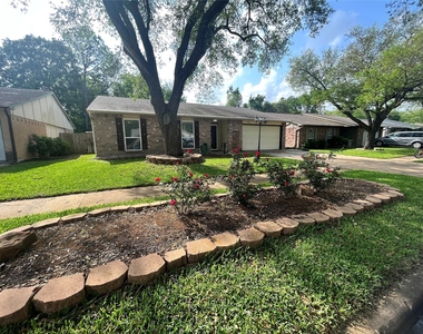 4407 Kevinkay Drive - Photo Thumbnail 3