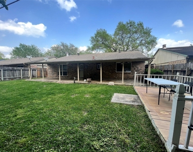 4407 Kevinkay Drive - Photo Thumbnail 17