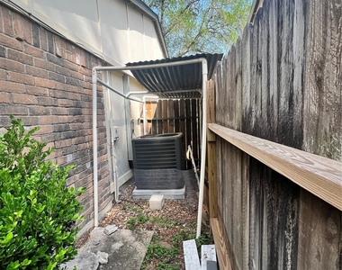 4407 Kevinkay Drive - Photo Thumbnail 19