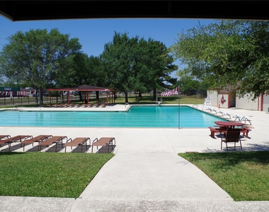 4407 Kevinkay Drive - Photo Thumbnail 20