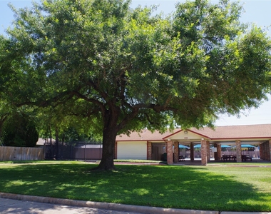 4407 Kevinkay Drive - Photo Thumbnail 25