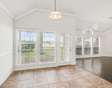 16434 Redcrest Drive - Photo Thumbnail 13