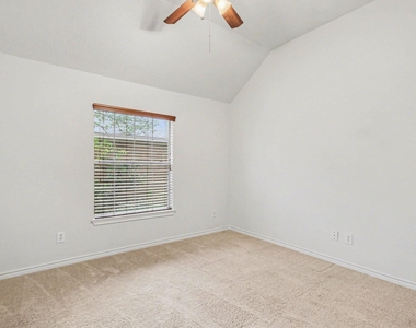 16434 Redcrest Drive - Photo Thumbnail 18