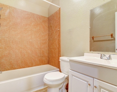 10521 Tanyard Road - Photo Thumbnail 8