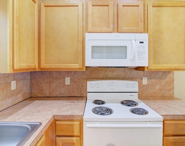 10521 Tanyard Road - Photo Thumbnail 7