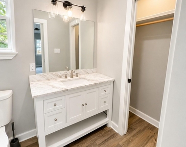 1007 Cowan Ave Avenue - Photo Thumbnail 3