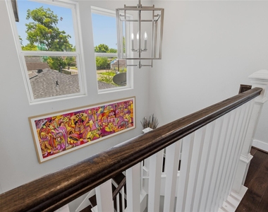 704 Vincent Street - Photo Thumbnail 34