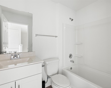 7323 Heath Knoll Lane - Photo Thumbnail 12