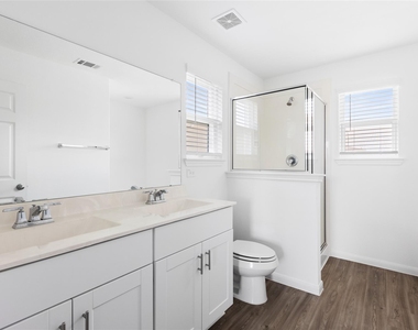 7323 Heath Knoll Lane - Photo Thumbnail 10