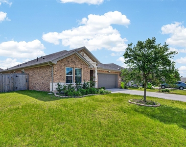 6342 Buffalo Bend Lane - Photo Thumbnail 3