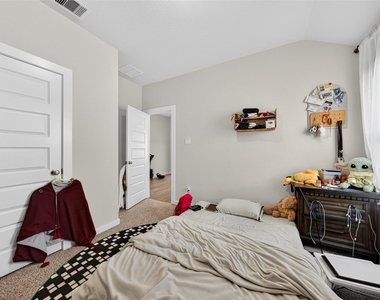 6342 Buffalo Bend Lane - Photo Thumbnail 10
