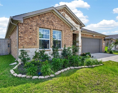 6342 Buffalo Bend Lane - Photo Thumbnail 5
