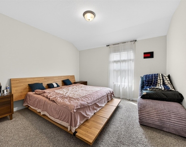 6342 Buffalo Bend Lane - Photo Thumbnail 14
