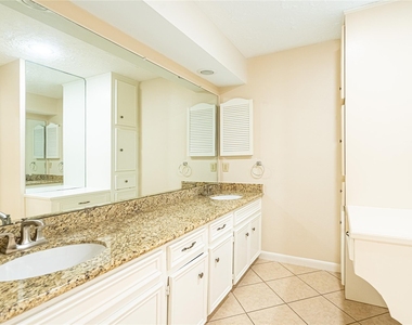 2306 Potomac Drive - Photo Thumbnail 18