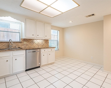 2306 Potomac Drive - Photo Thumbnail 13