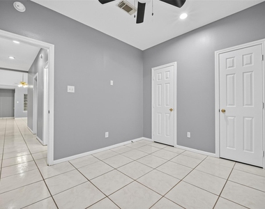 13607 Sable Lane - Photo Thumbnail 38