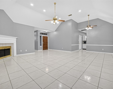 13607 Sable Lane - Photo Thumbnail 10