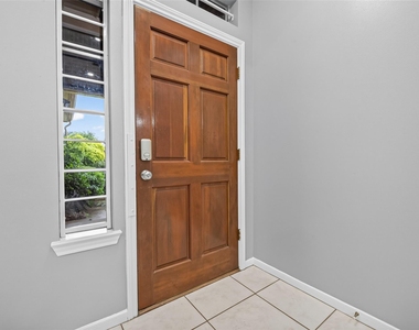 13607 Sable Lane - Photo Thumbnail 6