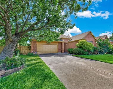 13607 Sable Lane - Photo Thumbnail 2