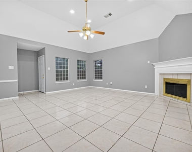 13607 Sable Lane - Photo Thumbnail 9