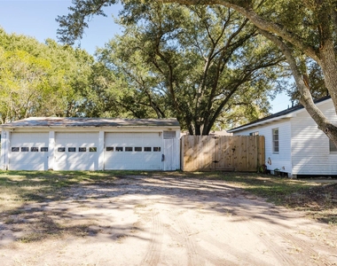 2518 Daugherty Street - Photo Thumbnail 16