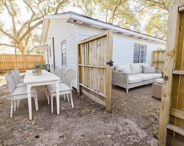 2518 Daugherty Street - Photo Thumbnail 15
