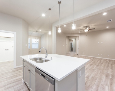 4022 Maple Glen Drive - Photo Thumbnail 11