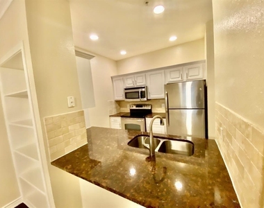 2350 Westcreek Lane - Photo Thumbnail 4