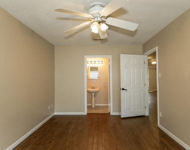 616 17th Avenue N - Photo Thumbnail 6