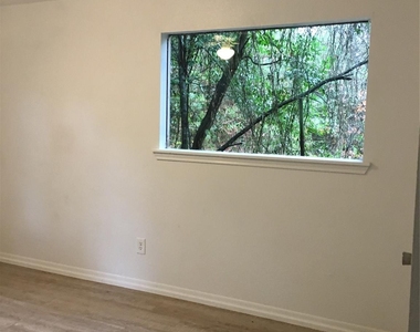 1641 Decker Street - Photo Thumbnail 11