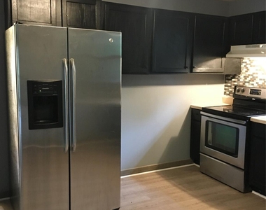 1641 Decker Street - Photo Thumbnail 10