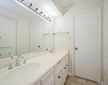 7735 Quail Meadow Drive - Photo Thumbnail 23